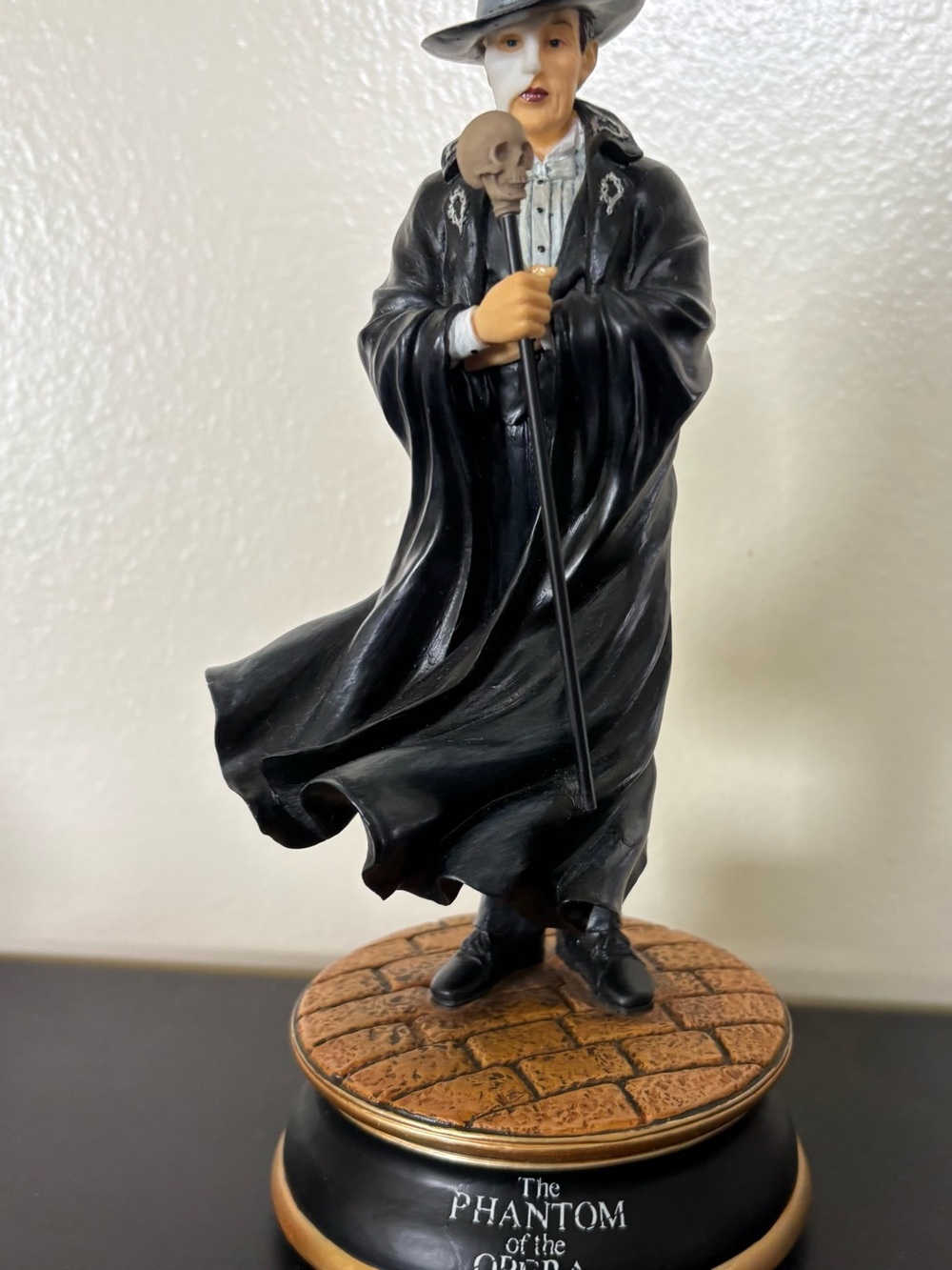 Black Phantom of the Opera Figurine Music Box Rare